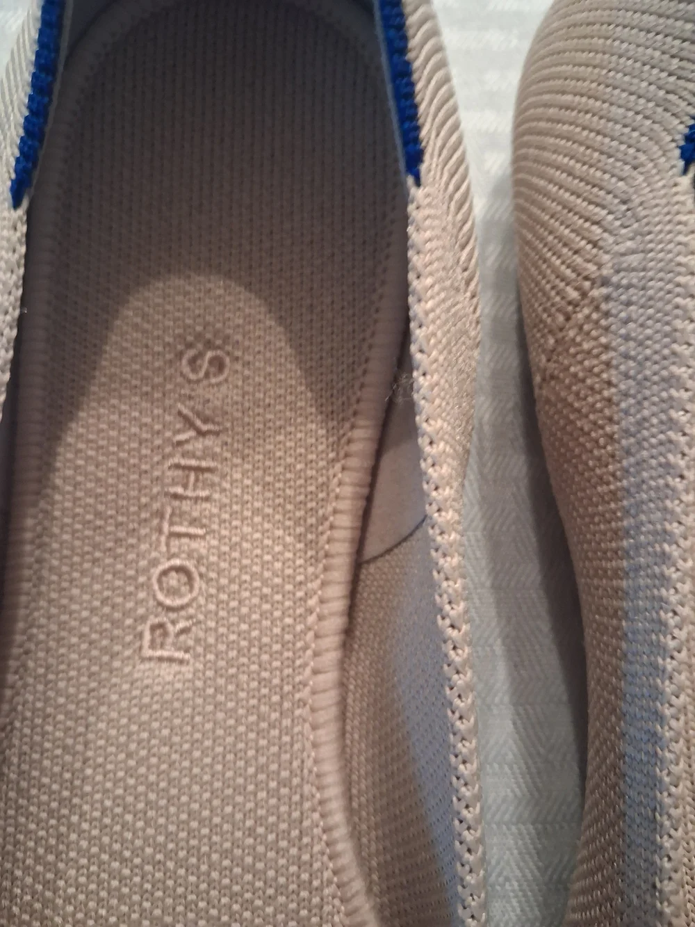Rothy's Women's Beige Knit Ballet Flats with Navy Trim - Picture 4 of 13